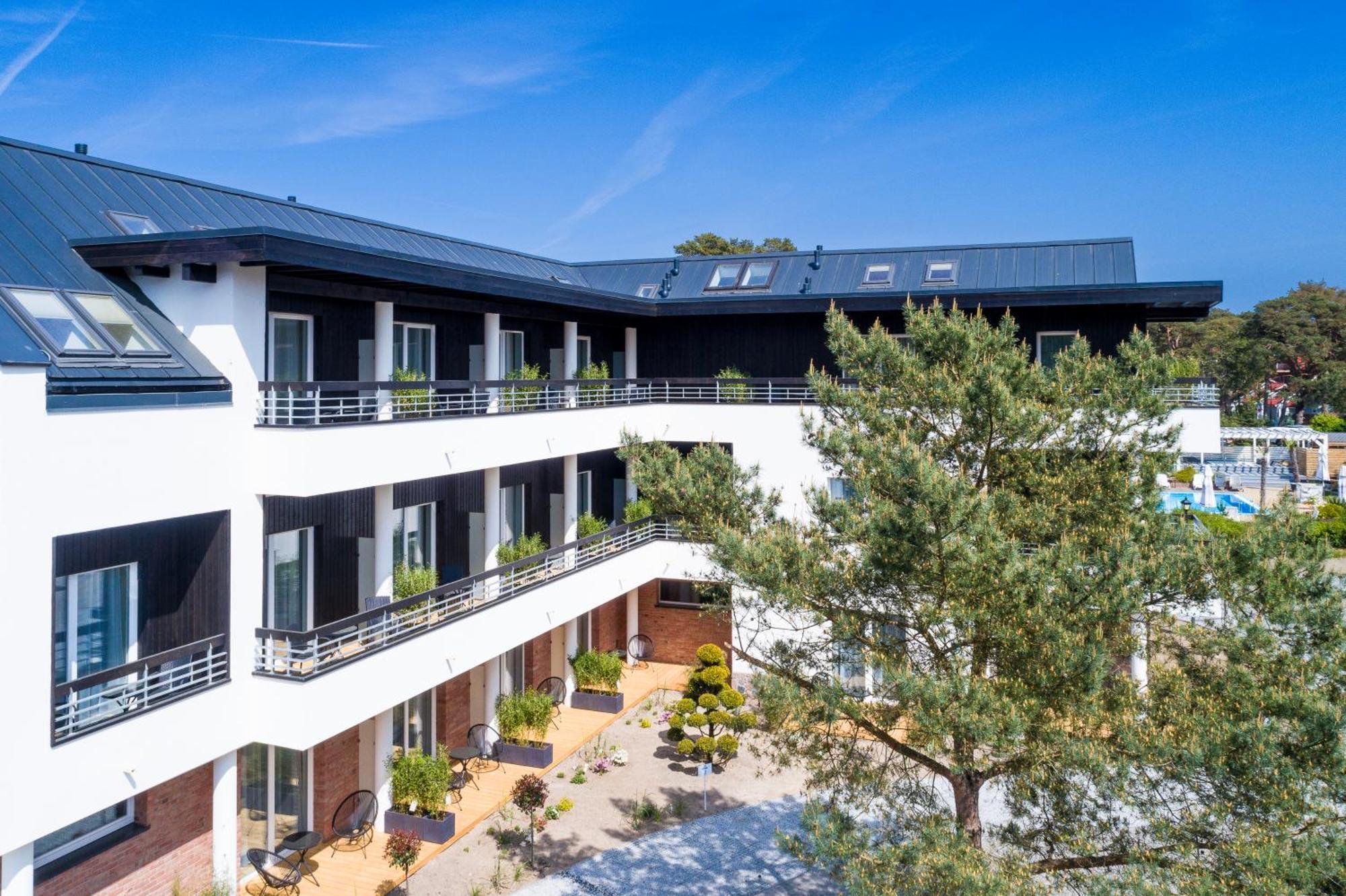 Apartamenty Przy Plazy Z Basenem Z Podgrzewana Woda I Mini Spa - Osrodek Kolonijno-Wczasowy Mewa Niechorze Exterior photo
