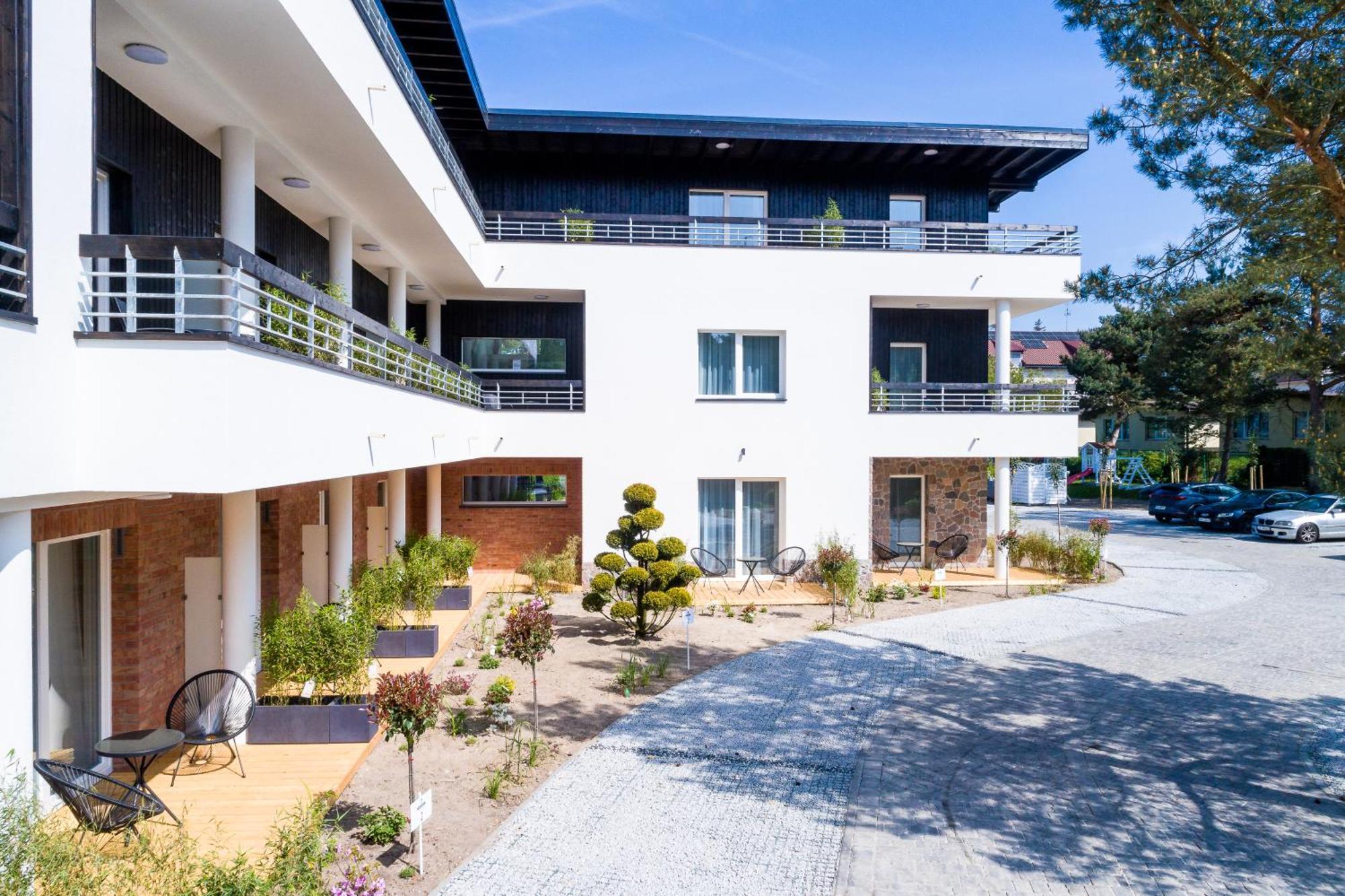 Apartamenty Przy Plazy Z Basenem Z Podgrzewana Woda I Mini Spa - Osrodek Kolonijno-Wczasowy Mewa Niechorze Exterior photo