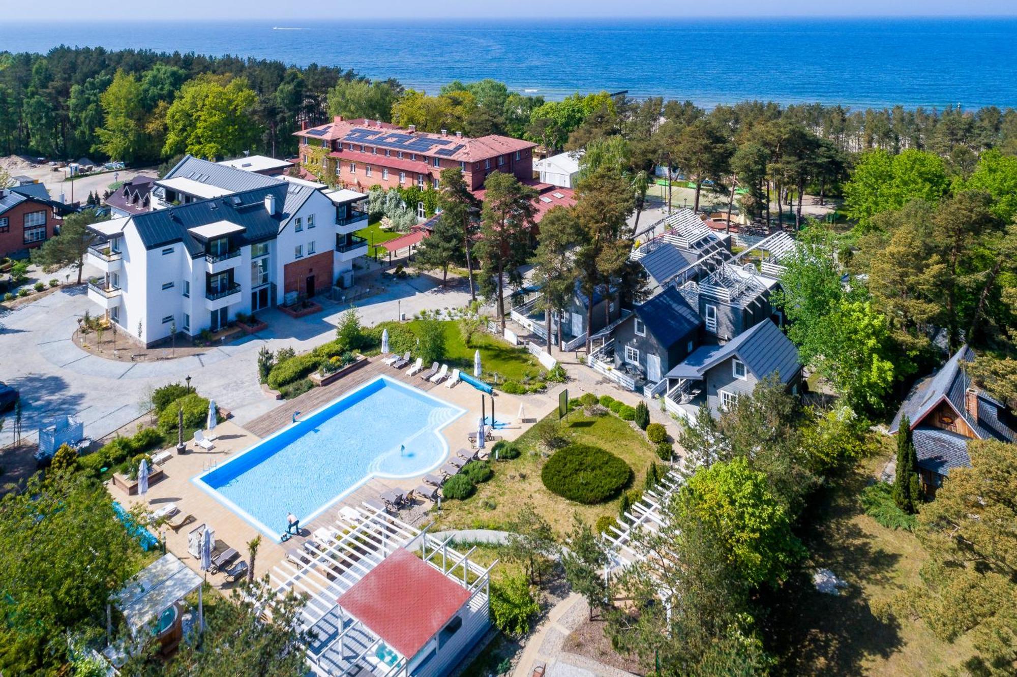 Apartamenty Przy Plazy Z Basenem Z Podgrzewana Woda I Mini Spa - Osrodek Kolonijno-Wczasowy Mewa Niechorze Exterior photo